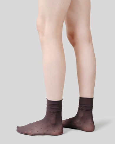 4500259002-Lina-Sheer-socks-plain_nearly-Black-swedish-stockings-1.jpg.